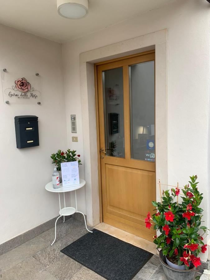 Hotel Garnì Delle Rose Ceniga Buitenkant foto