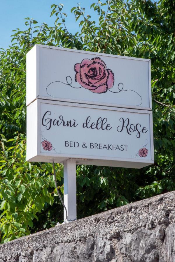 Hotel Garnì Delle Rose Ceniga Buitenkant foto